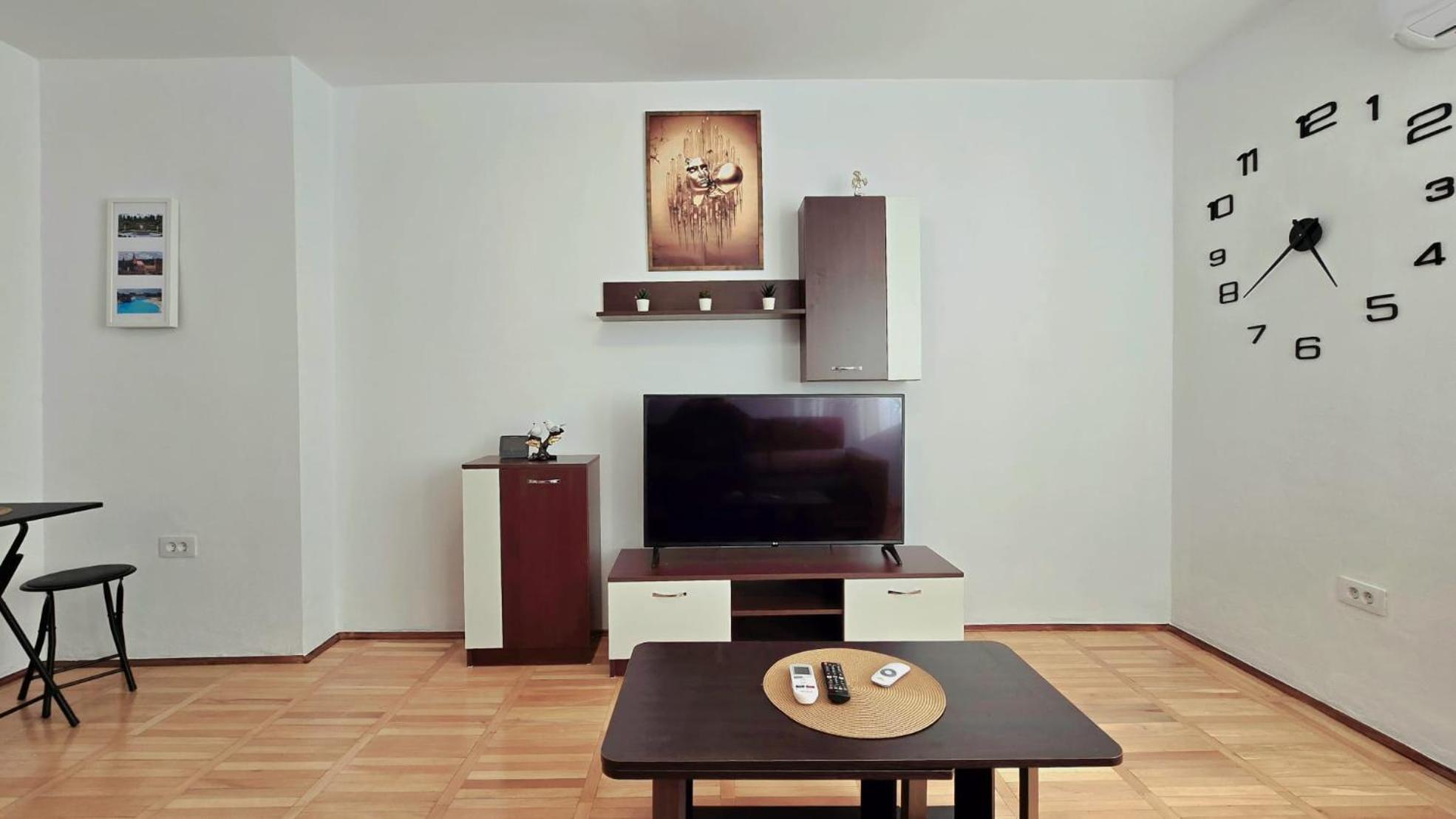 Apartament Confort Hd 胡内多阿拉 外观 照片
